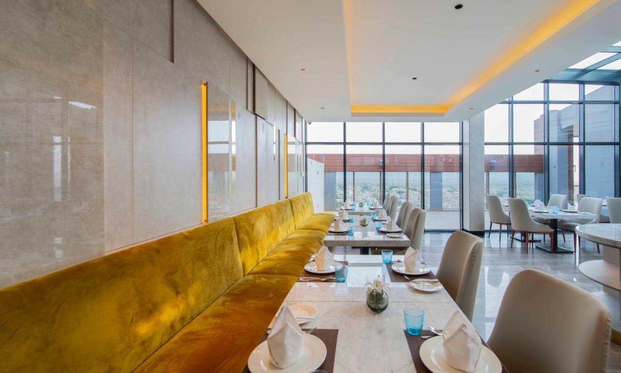Waw Hotel Suites King Abdullah Road Riyad Extérieur photo